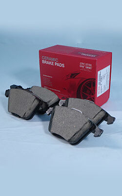 SUVs Toyota Brake Pad Set Durable Braking System N Heat Resistance Interchange Part Number 04465-35290