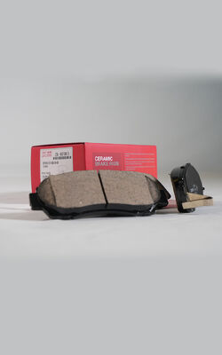 Accessories Included Brake Pad Tool Featuring Friction Coefficient 035 to 045 Suitable for Automotive Brake System Maintenance and Replacement